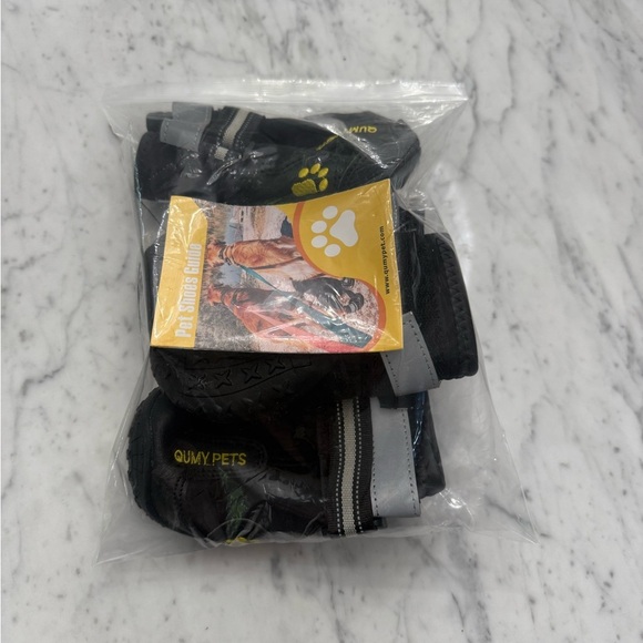 QUMY Large Dog Shoes Boots & Paw Protectors For Snow & Hot Sidewalk NWT SIZE 7 - Picture 3 of 3